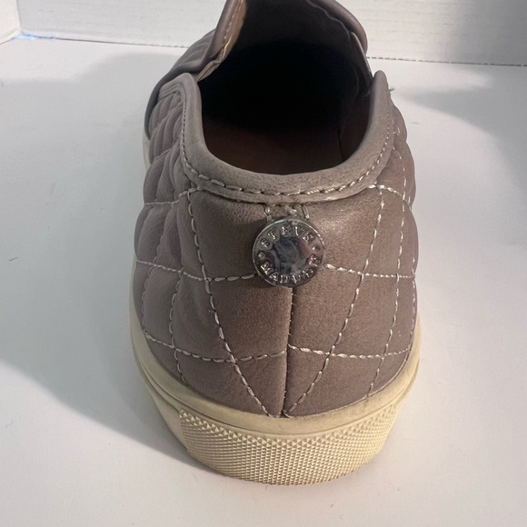 Steve Madden Quilted Slip-On Sneakers - Taupe - S2 - Picture 5 of 6
